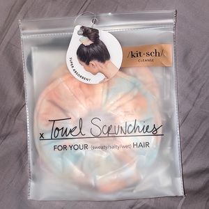 Kitsch towel Scrunchies